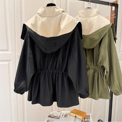 Alva – Stylish jacket with weather and wind protection